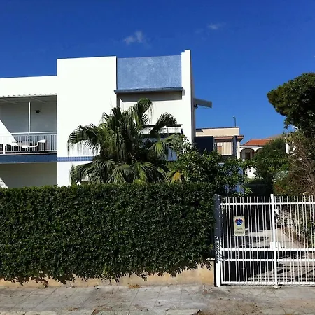 Azzurra Mondello